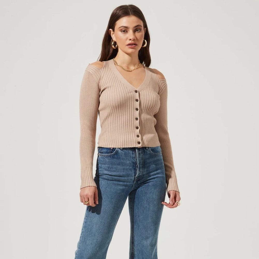 NWOT ASTR the label cold shoulder cardigan